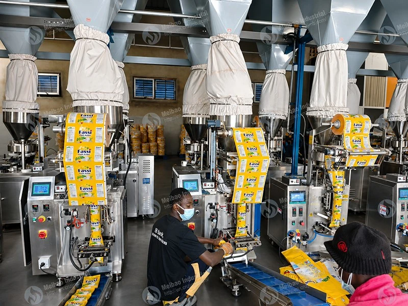 Detergent powder packaging equipment or combination Detergent powder packaging equipment or combination